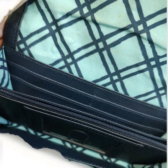 NWOT Vera Bradley Audrey 8" Wallet Leather Blue Cuban Tiles Print Leather/Fabric - Picture 3 of 5